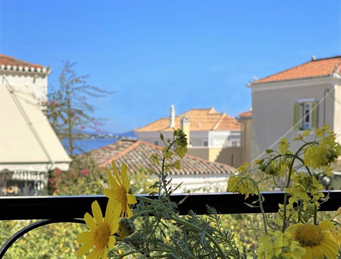 Summer House In Spetses Exterior foto