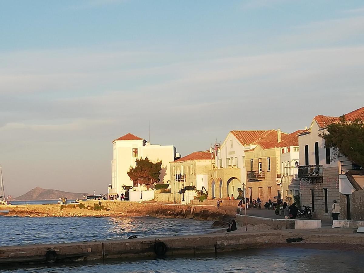 Summer House In Spetses Exterior foto